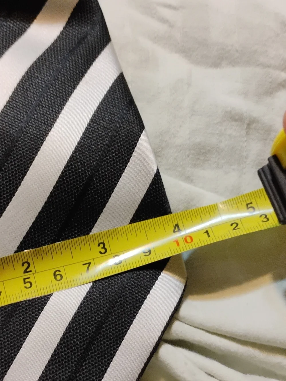 BOSS Black and White Diagonal Stripe Silk Tie